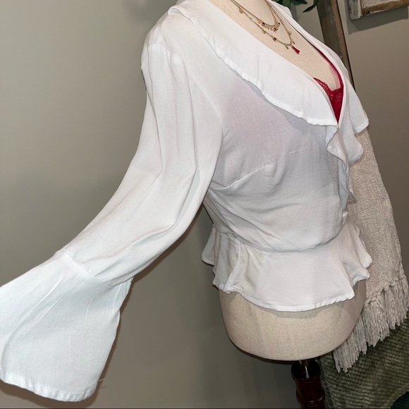 π Cotton On Wrap Around Blouse - Picture 3 of 10